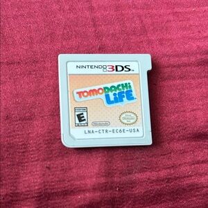 Nintendo 3DS Tomodachi Life Game Card - White